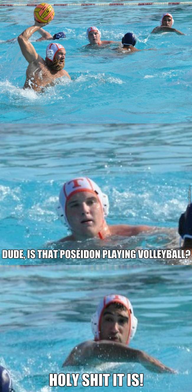 Lui Poseidon îi place să joace polo de apă | poze haioase