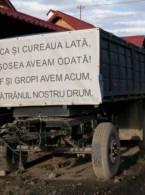 Praf si gropi avem acuma, Pe batranul nostru drum - poza demo