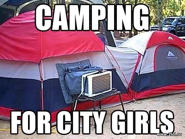 Camping for city girls poze haioase