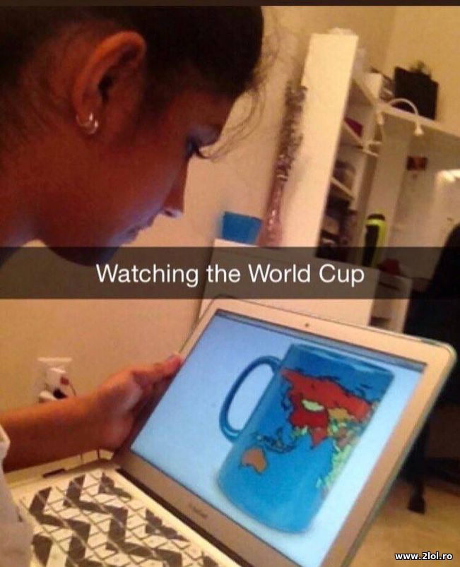 Watching the World Cup | poze haioase