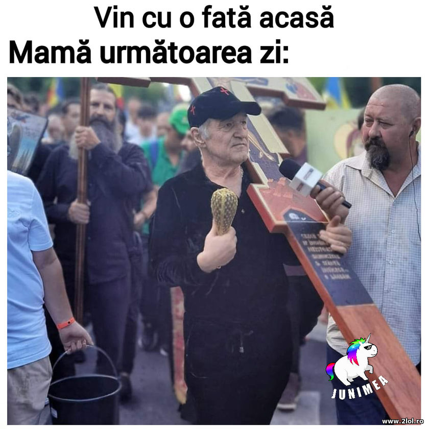 Vin cu o fata acasa. Mama urmatoarea zi | poze haioase