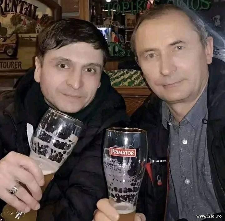 Volodymyr Zelensky si Vladimir Putin la bere | poze haioase